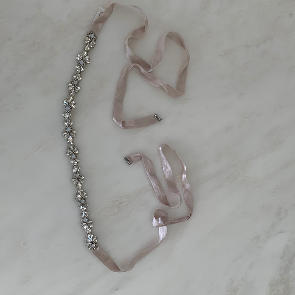 Gorgeous BHLDN Rhinestone/Opal champagne ribbon wedding dress sash, EC